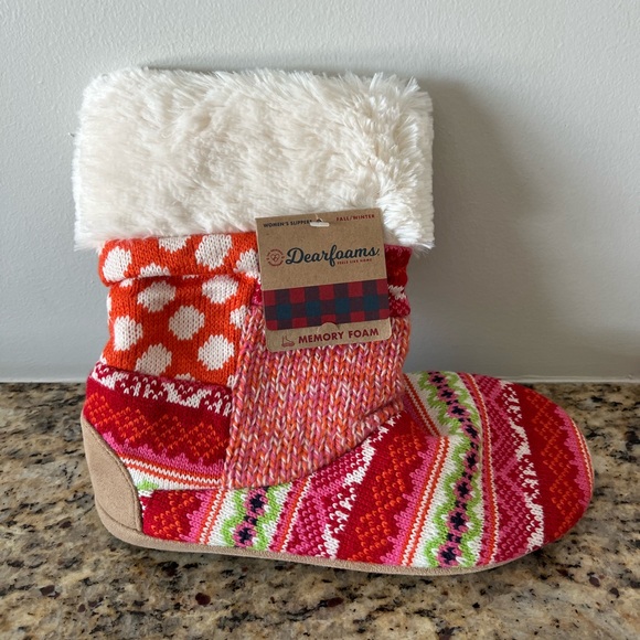 Dearfoams Memory Foam Slippers Boot Tall Holiday Christmas Winter indoor… - Picture 2 of 3
